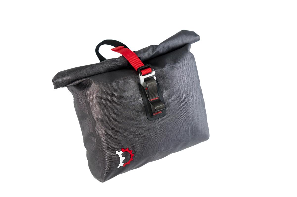 Revelate Designs Egress Handlebar Pocket - 2025 Revelate Designs Egress Handlebar Pocket - 2025