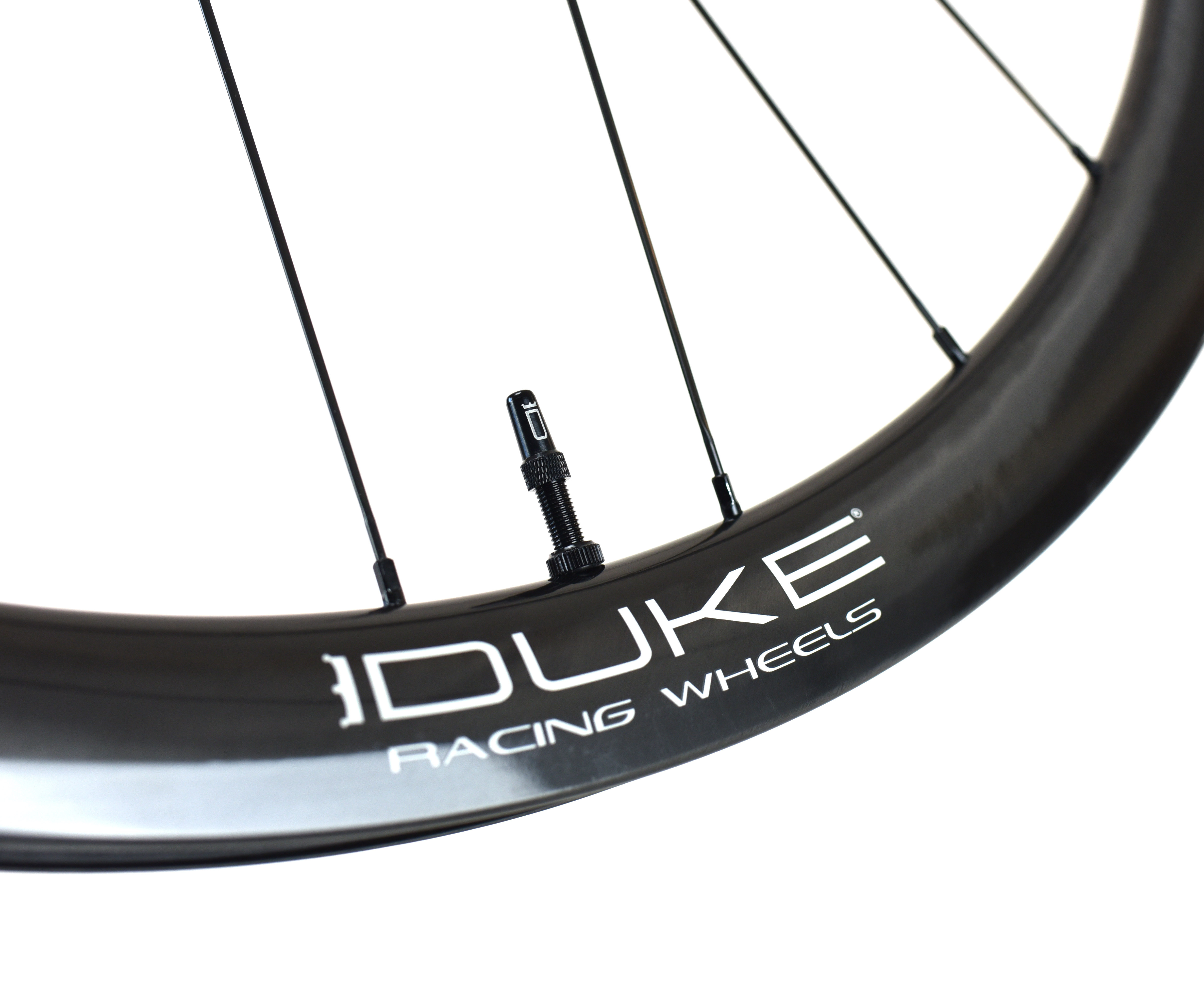 DUKE World Runner Carbon 38 R Rim