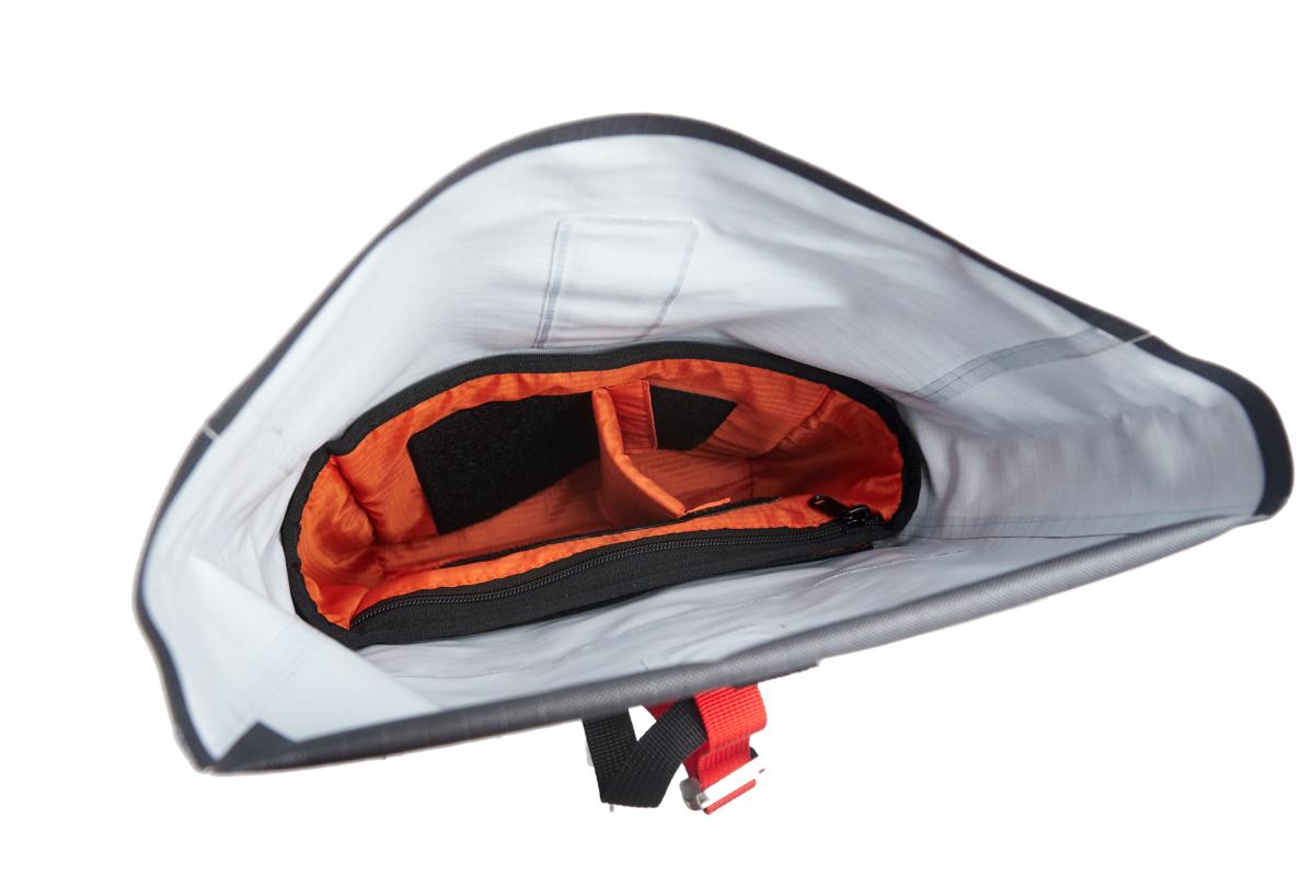 Revelate Designs Egress Handlebar Pocket - 2025 Revelate Designs Egress Handlebar Pocket - 2025